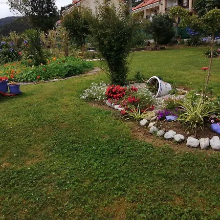 El Caserio De Esther Homestay *