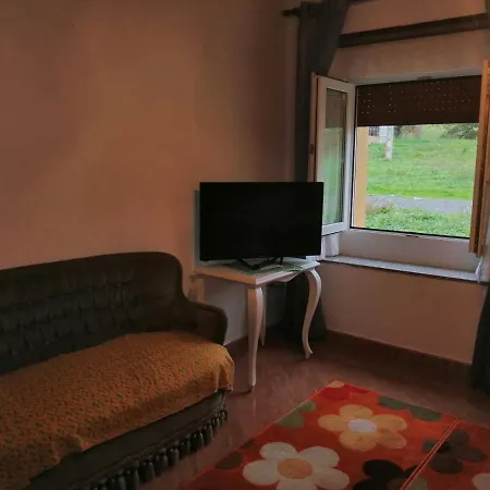 El Caserio De Esther Beranga