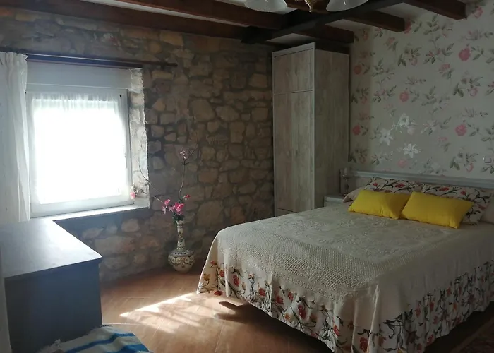 El Caserio De Esther